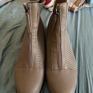 Tan Ankle Booties with Ribbed Knit Design